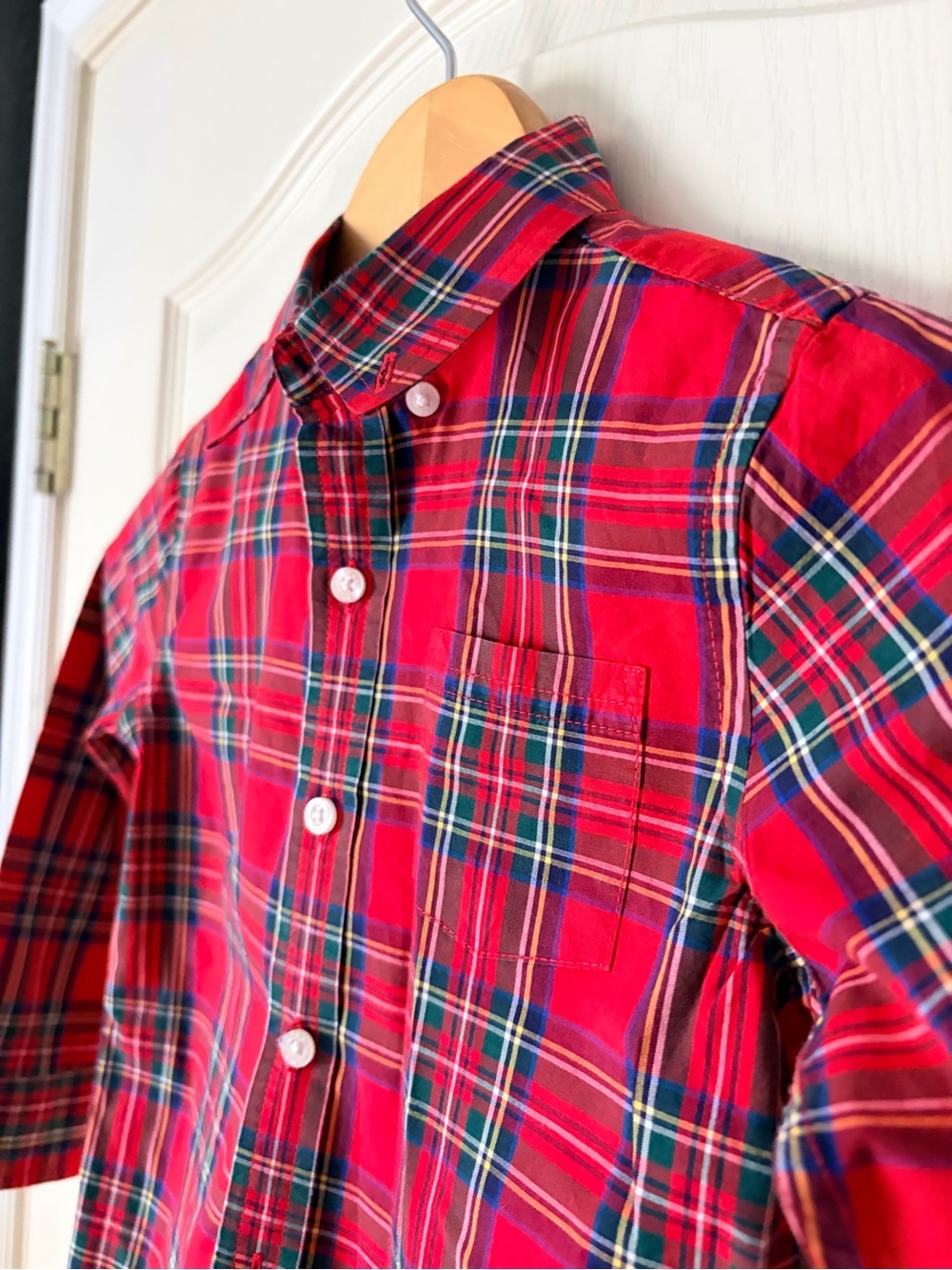 Janie and Jack Boys Red Plaid Poplin Long Sleeve Button Down Shirt, Size 4 - Picture 3 of 10
